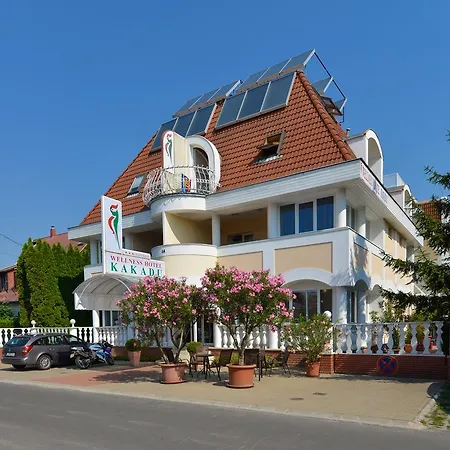 ホテル Wellness Kakadu 3*